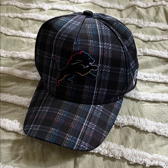 DETROIT LIONS Plaid Black Cap - Picture 1 of 1